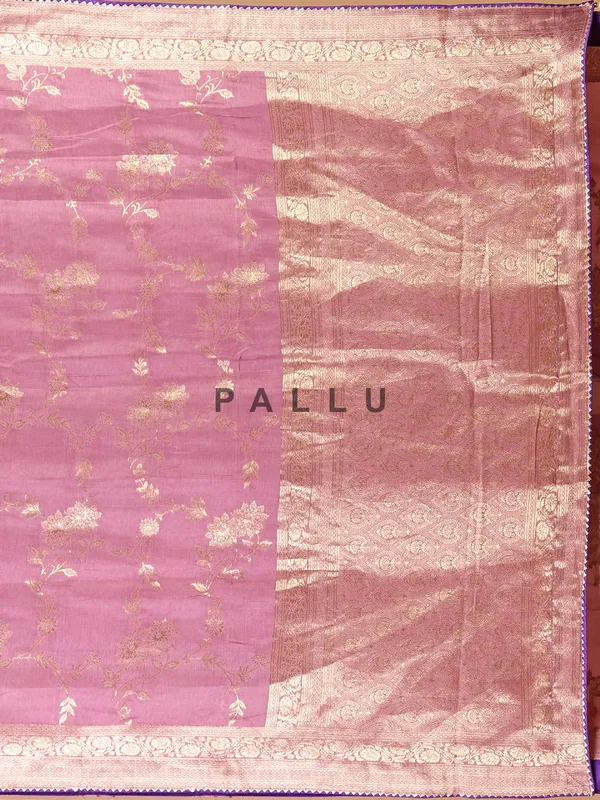 Latest onion pink saree in silk