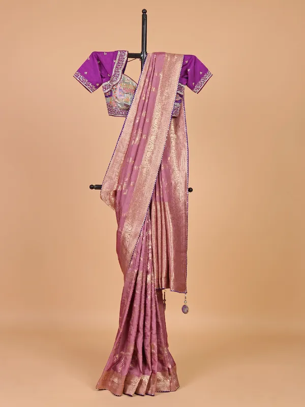 Latest onion pink saree in silk