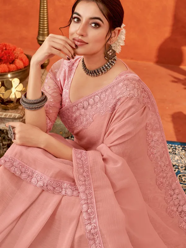 Latest peach chiffon saree for wedding