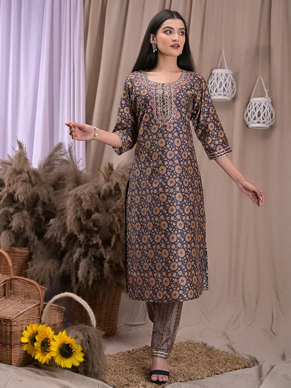 Latest silk grey printed kurti set