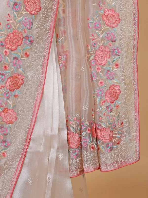 Latest white chiffon saree