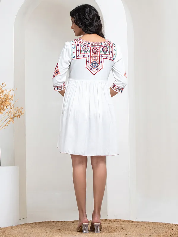 Latest white cotton embroidery kurti