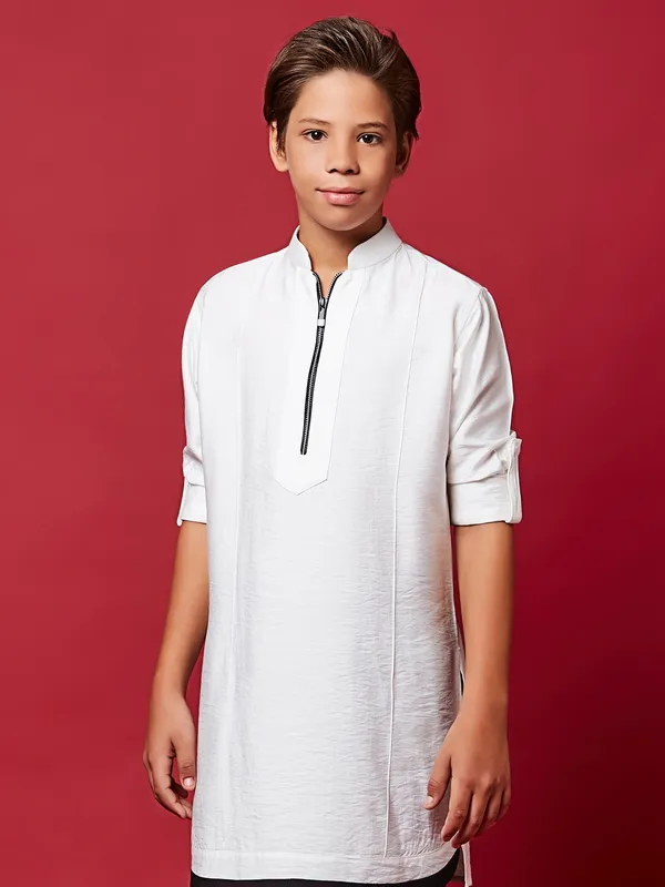 Latest white silk kurta suit for festive