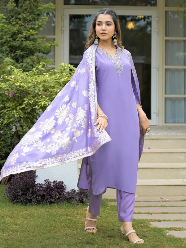 Lavender silk kurti set with zari detailing