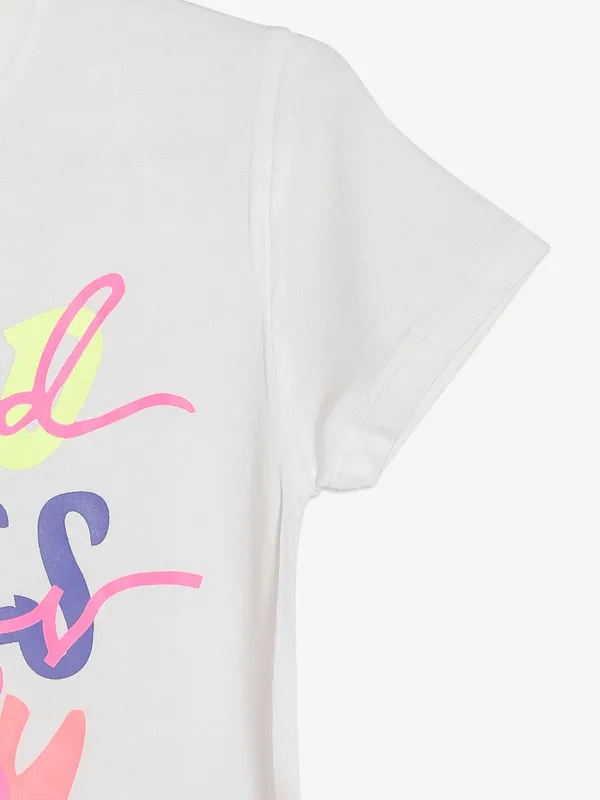 Leo n Babes cotton white half sleeves t shirt