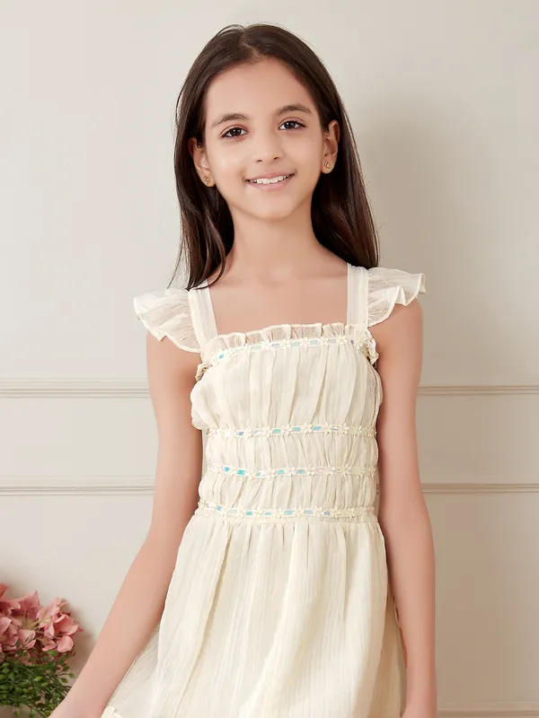 Leo n Babes cream georgette frock