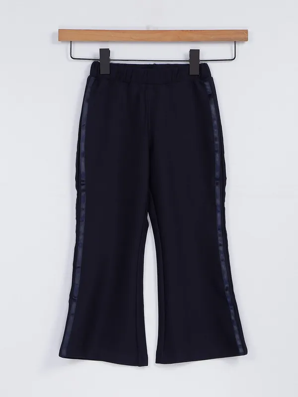 Leo n Babes navy solid lycra pant for girls