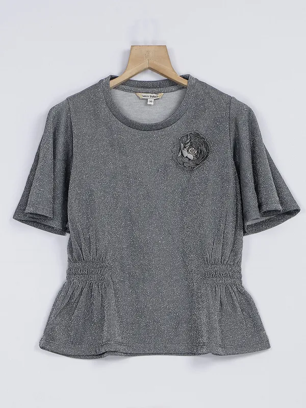 Leo n Babes plain dark grey knitted top