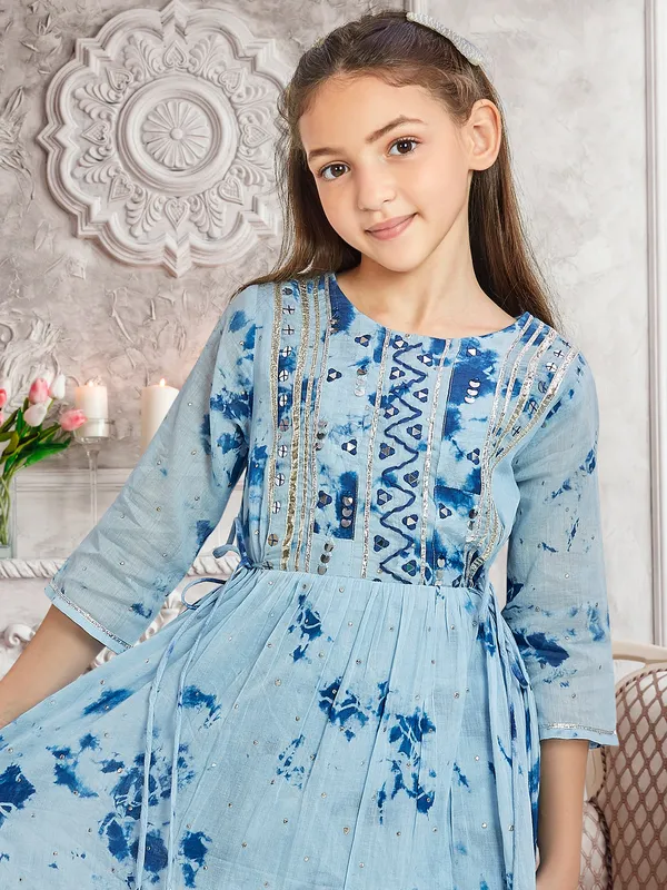 Leo n Babes printed sky blue cotton casual frock for girls