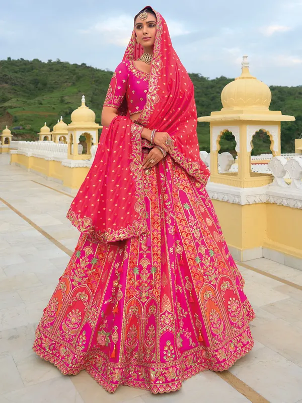 Letest red and magenta lehenga choli for wedding