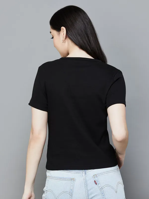 LEVIS black cotton t-shirt with brand name
