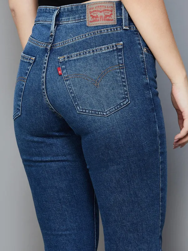 LEVIS blue denim bootcut jeans