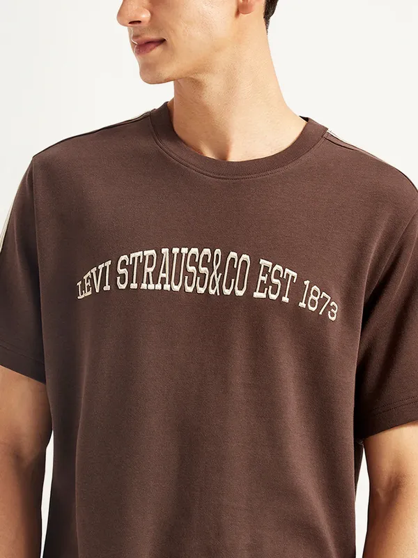 LEVIS classic brown slim fit t-shirt for men