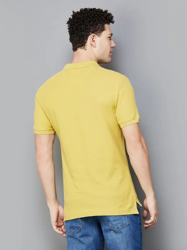LEVIS mehendi yellow plain cotton t-shirt