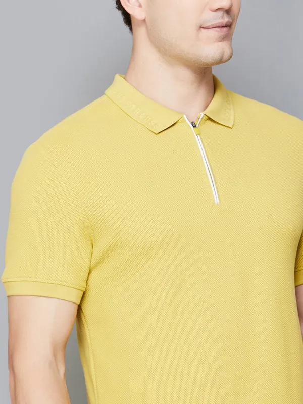 LEVIS mehendi yellow plain cotton t-shirt