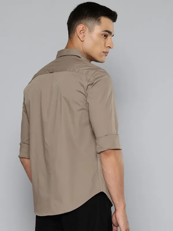 LEVIS plain pastel beige silk shirt