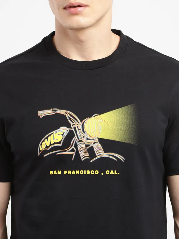 Levis printed black t shirt in slim fit