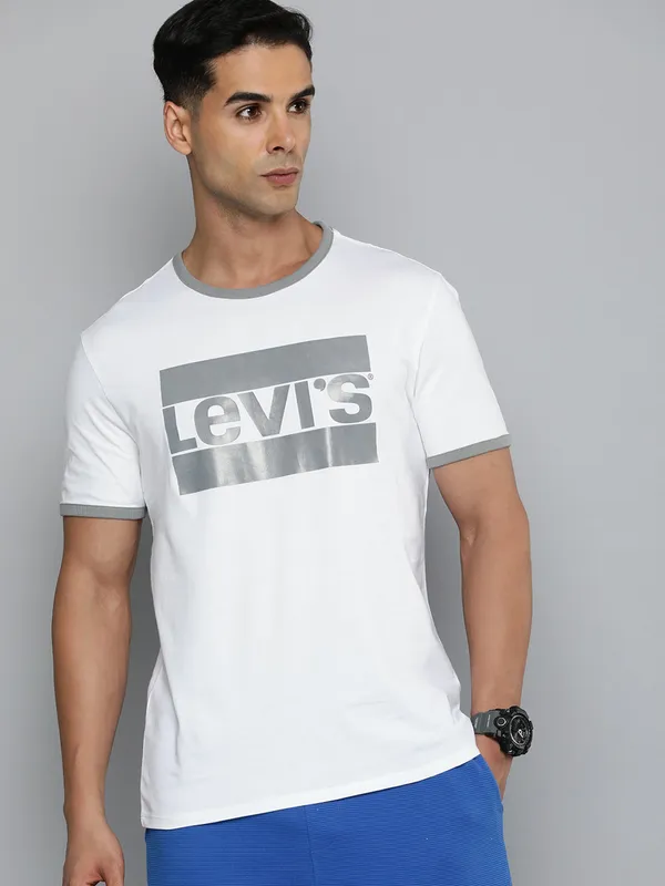 Levis printed white t shirt with half sleeve