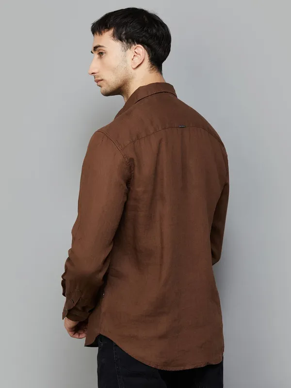 LEVIS solid brown slim fit mens casual shirt