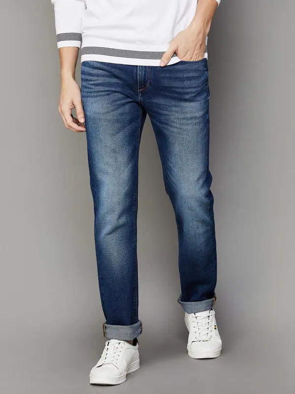 LEVIS washed blue denim jeans