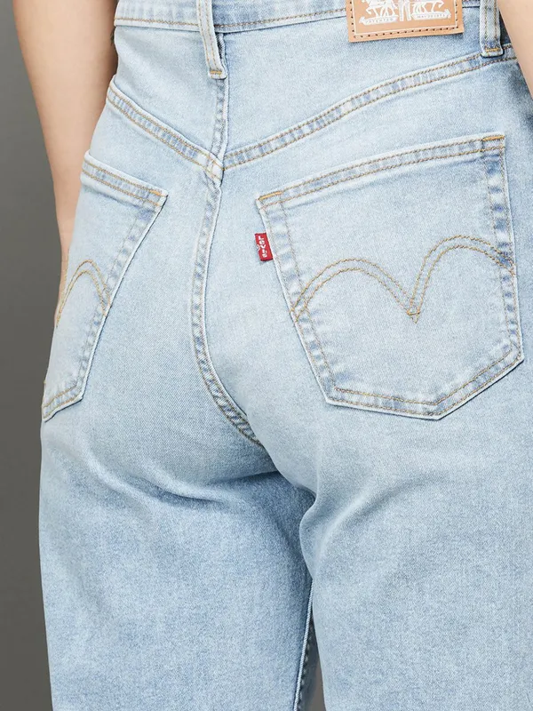 LEVIS washed blue denim straigth fit jeans
