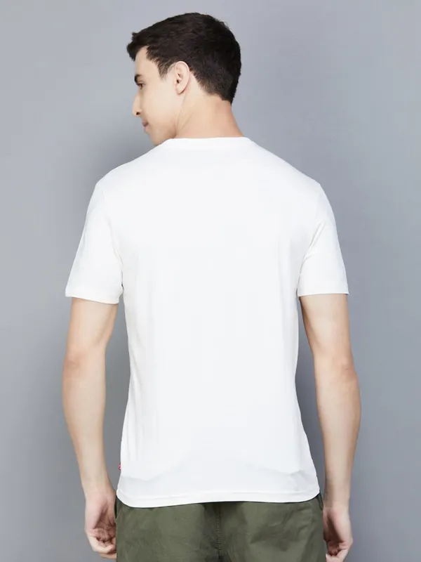 LEVIS white cotton brand name t-shirt