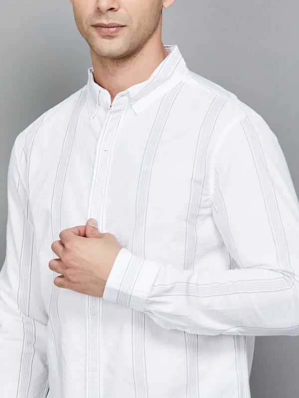 LEVIS white striped casual slim fit shirt
