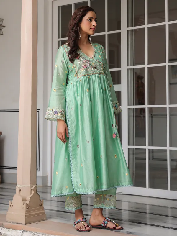 Light green kurti set for women in chanderi silk