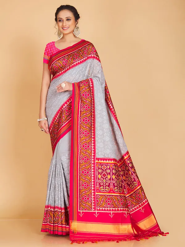 Light grey georgette lucknowi saree