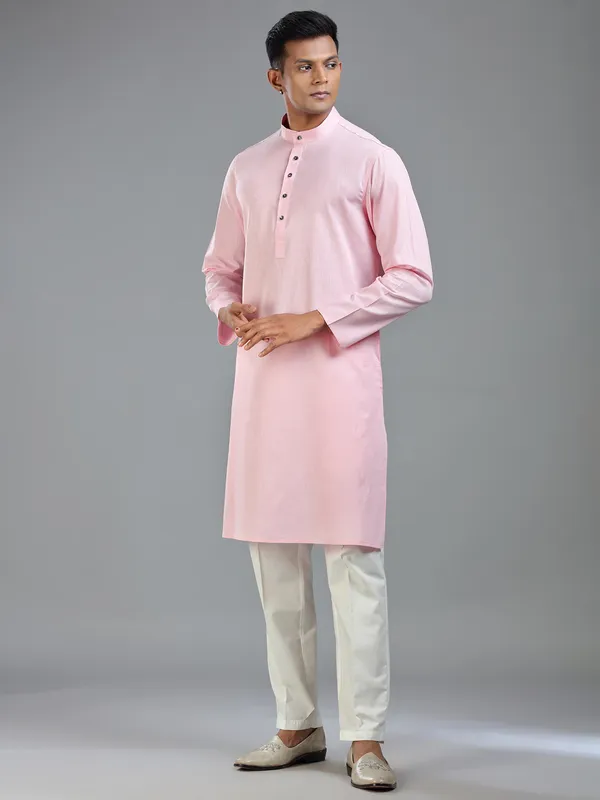Light pink ethnic style kurta suit for festive