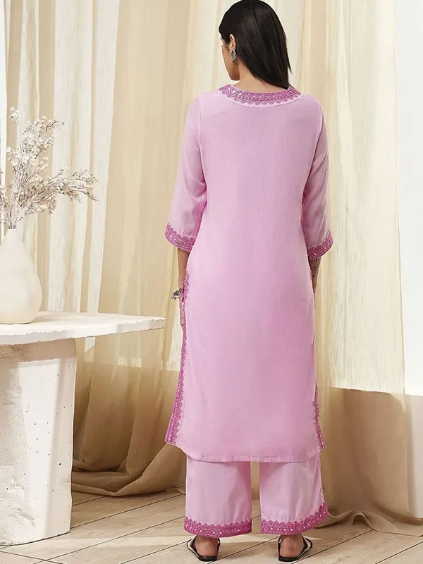 Light pink georgette kurti set with dupatta