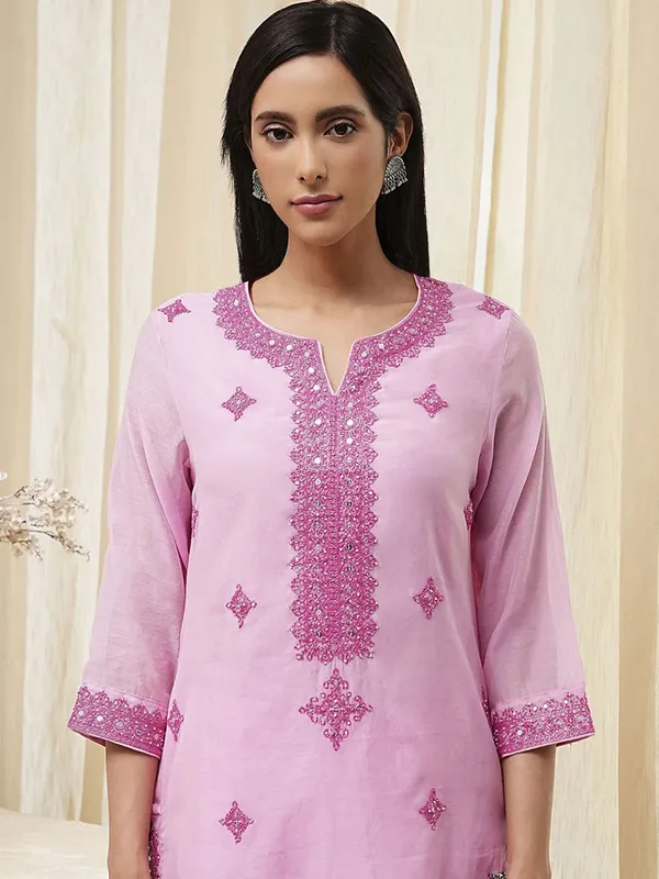 Light pink georgette kurti set with dupatta