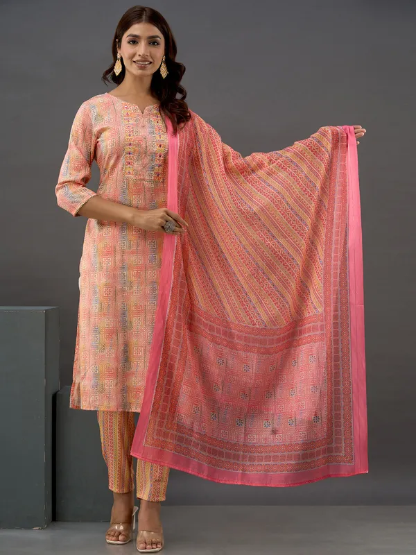 Light pink kurti set with dupatta in printed