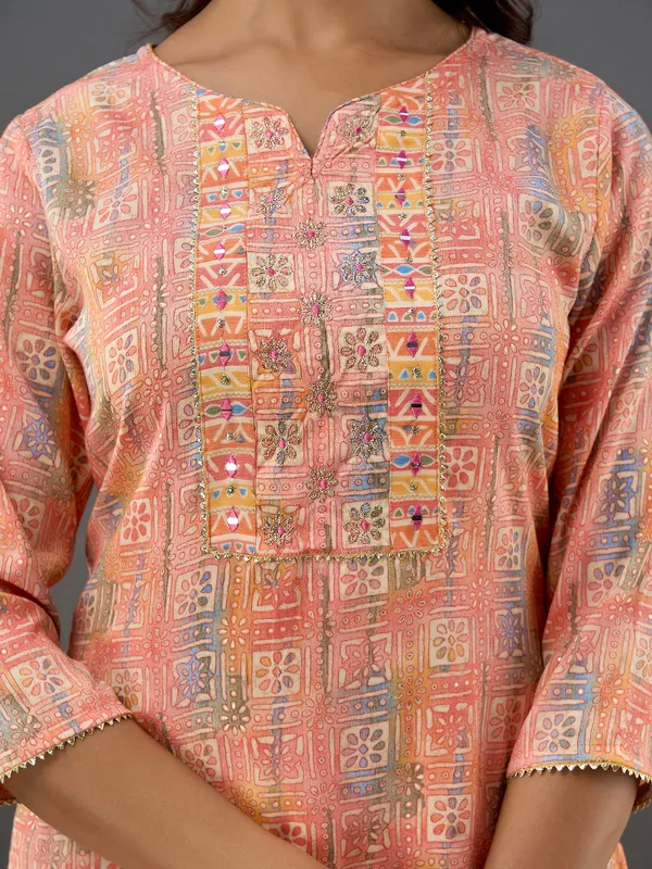 Light pink kurti set with dupatta in printed