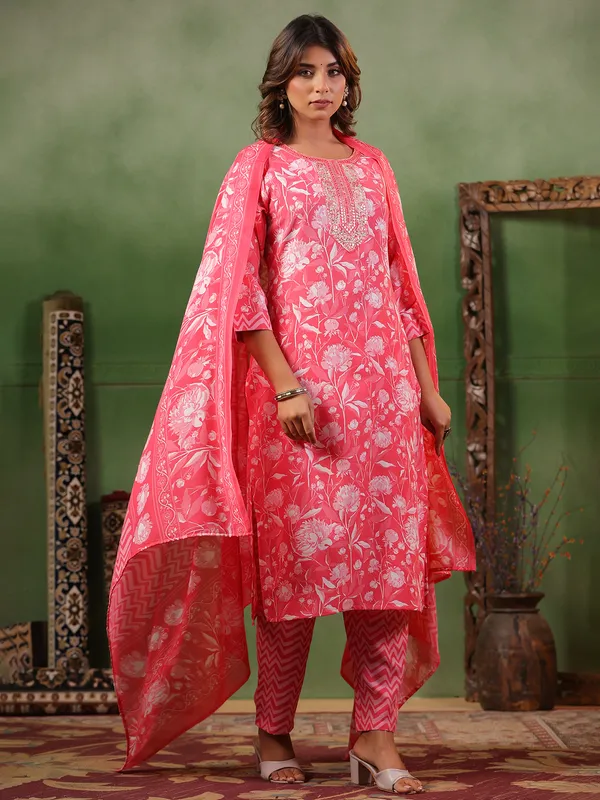 Light pink silk printed kurti set for women