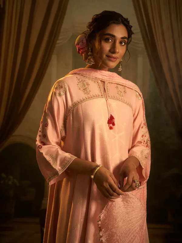 Light pink silk salwar suit for festivals