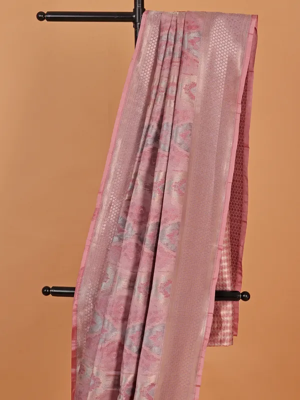 Light pink silk saree with print