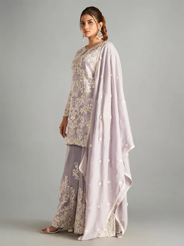 Light purple embroidery palazzo suit