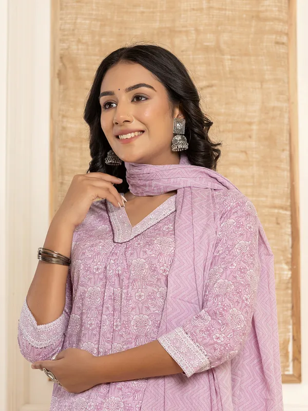 Light purple kurti set with dupatta