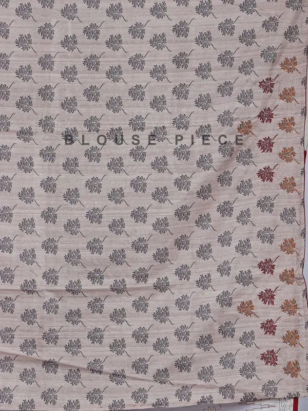Light purple silk saree featuring traditional thread weaving