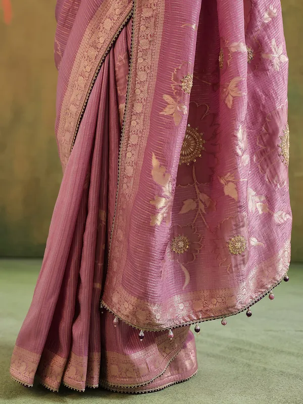 Light purple silk wedding wear saree with bold blouse