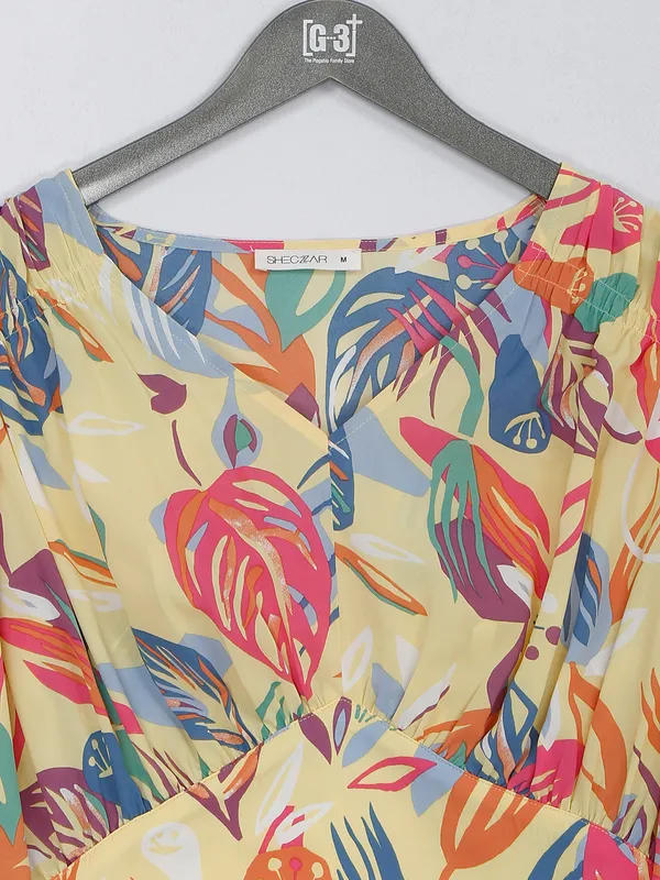 Light yellow printed crop top