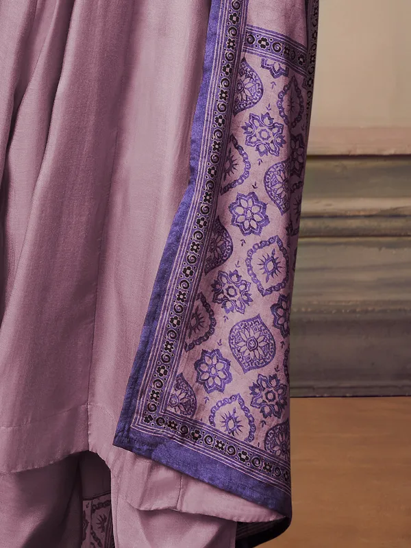 Lilac purple silk kurti set print