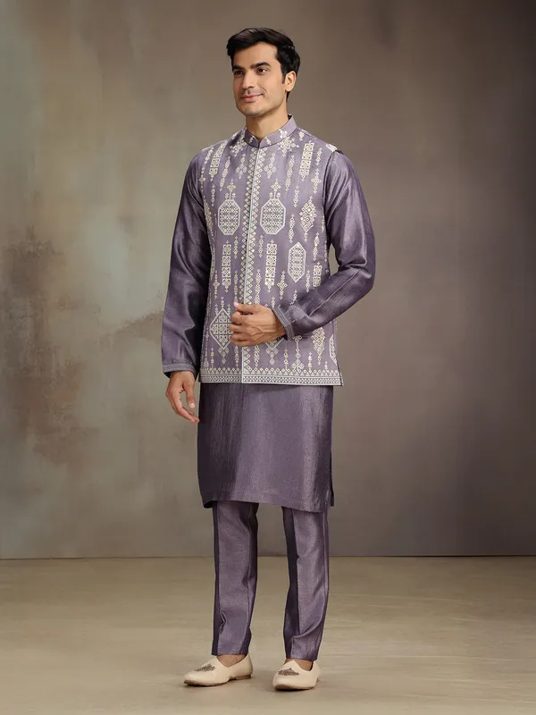 Lilac purple silk waistcoat set with embroidery for men