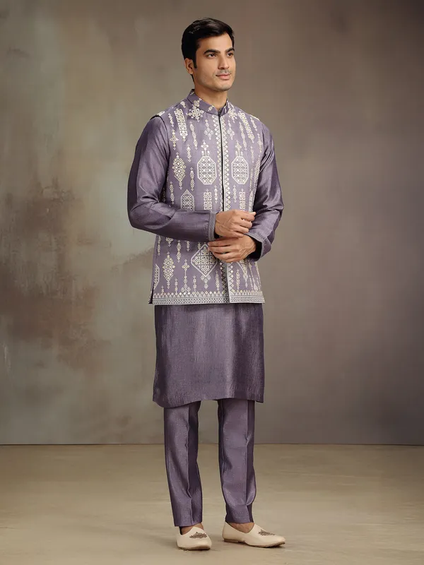 Lilac purple silk waistcoat set with embroidery for men