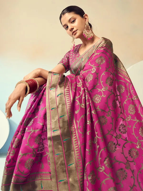 Magenta festive wear georgette saree
