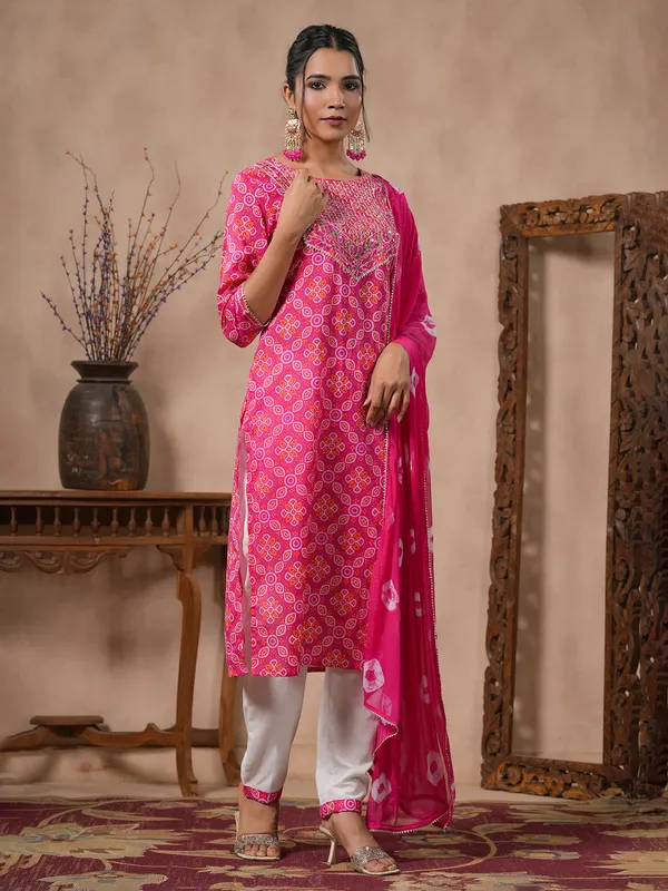 Magenta printed casual kurti set