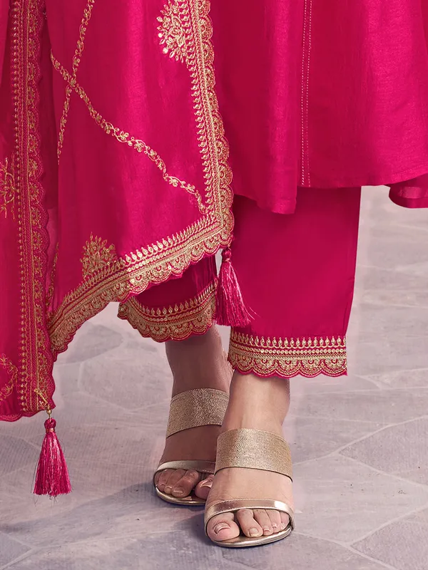 Magenta silk embroidered kurti set with heavy dupatta