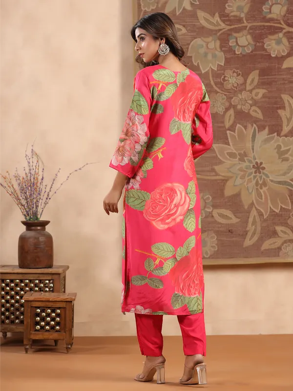 Magenta silk printed kurti set