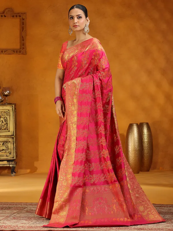 Magenta silk saree with zari embellishment